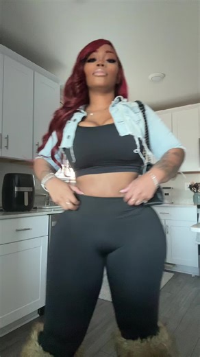 Robiinyu__ (@robiinyu__)’s videos with Up On Me - Sukihana