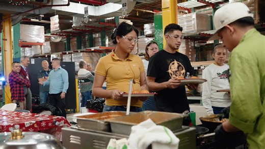 Meet Paco, the heartbeat behind the pasta station. The way he moves the line is unreal… fast hands, flawless timing, and plates flying out like clockwork. Every dish is made with hustle, passion, and pride. No shortcuts. No slowing down. Just hard work, big flavors, and a team that treats every event like it matters — because it does. When Sunrise Grill shows up, they don’t just feed the crowd… they run the show. #SunriseGrill #SunriseGrillCatering #ChicagoCatering #LivePasta #PastaStation #Cate