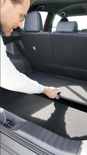 💡Unique trunk/boot features of the Toyota C-HR+ !