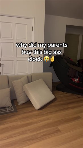 grandfather clocks creep me out tbh | grandfather clock