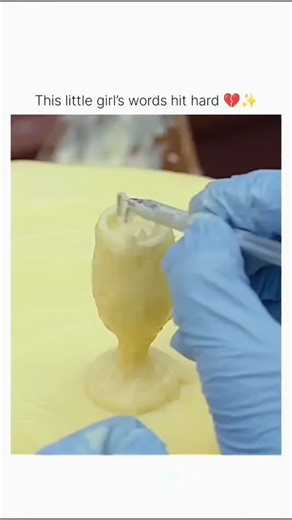 ENTERTAINMENT on Instagram: "💥 Title: Butter (2011) 🎬 Genre: Comedy | Drama ⏱️ Runtime: 90 min ⭐ IMDb Rating: 6.1/10 🔥 Storyline: Set in a small Midwestern town, Butter centers on the surprisingly competitive world of butter sculpting. 🧈🎨 After a longtime champion is forced to step down, his fiercely ambitious wife Laura takes control—using manipulation, charm, and sabotage to keep their family on top. Things get complicated when a talented orphan girl enters the contest, turning a quirky c