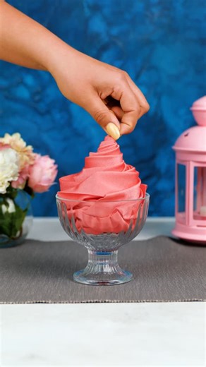 5-Minute Crafts on Instagram: "Turn ordinary napkins into table magic 🍽️ #napkinfolding #tableinspo #easydecor #lifehacks"