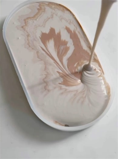 Create Stunning Candle Containers with Gypsum Powder