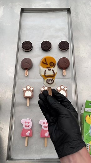 🍦FREEZE DRIED ICE CREAM TIME!🍦 #fyp #foryoupage #fypシ #icecream #peppapig #oreo #freezedried #asmr