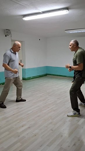318K views · 1.8K reactions | COMBAT WING CHUN SELF DEFENSE STREET DEFENSE TECHNIQUE -MASTER NAUMOV LAZO #CombatwingchunNaumov #wingchun #KungFu #selfdefence_technique #wingchunkungfu #sportnews #martialarts #selfdefenseinstructor #training #Sports #Defense #selfdefensetraining #selfdefense #learnselfdefense #healthylifestyle #healthyliving #lifestyle #lifecoach #ipman #life | Combat Wing Chun - Master Lazo Naumov | Facebook