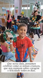 14K views · 610 reactions | Então é Natal...  Tempo de alegria, fraternidade e esperança em nossos corações. Que neste Natal tenhamos motivos de sobra para sorrir e confiar em dias melhores. Guiados pela coragem e amor, assim como fazem os nossos pequenos guerreiros. Feliz Natal! #SomosTodosAmaralCarvalho #HospitalAmaralCarvalho #FelizNatal #Natal | Hospital Amaral Carvalho | Facebook