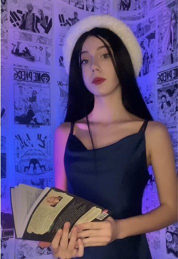 Creative One Piece Cosplay: Nico Robin Transformation