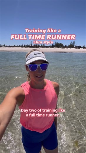 Amy Robb | Qualified Running Coach • Workouts • Tips & Tricks on Instagram: "Full time training day 2! A low volume session this morning but high in quality. Followed by a little active recovery this evening. Working and training is hard! So I am going to make the most of the next 6 weeks but also being mindful of training for myself! I’m not going to try and copy any of the professionals and what they do as that is their job! They have a whole support team behind them. So it is really important