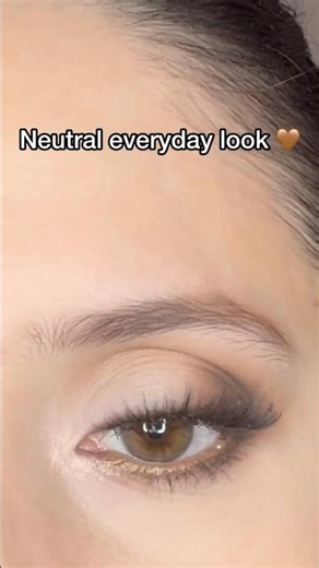 Easy neutral eyeshadow tutorial 🤎 #makeup #eyeshadowtutorial #eyemakeup #shorts #viralshorts