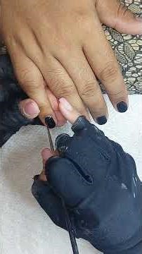 Mani For Men Using Chrome Powders #nails #manicure #chromenails