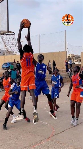 Moussa Gueye monte au dunk - CFAMD | J2 Championnat Juniors | Ligue de Dakar | BASKET221