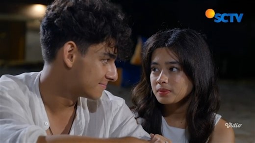 770K views · 37K reactions | Aqeela dan Harry Sama-sama Jalani...