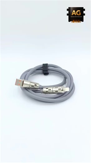 Cable de Carga Rápida 4 en 1 USB / Lightning / Tipo-C con Conectores Ocultos