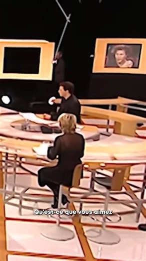 L'interview lunaire des frères Bogdanoff 😂 | TéléStar