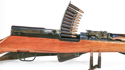 56式半自动三种装填 第一种最常见 第二种废拇指 第三种易卡弹