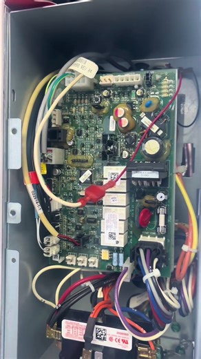 MANITOWOC BAD CONTROL BOARD.