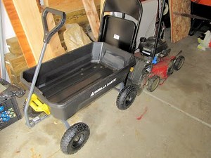 Gorilla Carts GCG-4 "4 cubic foot Poly Dump Cart": Unboxing, Assembly, Review
