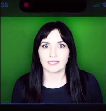 The lizard creature thing the movie (it’s very glitchy also credits to Lauren Z side ￼￼