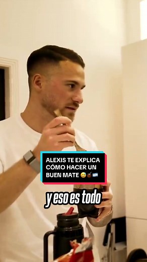 ¿CÓMO HACER UN BUEN MATE? Alexis #MacAllister te lo explica 😅🧉🇦🇷 🎥 @Liverpool FC #TikTokDeportes #AlexisMacAllister #Liverpool #Mate #Argentina