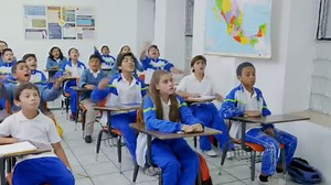 #la contunuacion👉https://t.ly/HU4XQ El nuevo colegio1 | Buena película