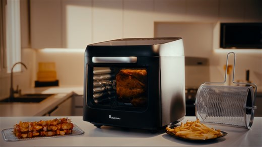 👩🏻‍🍳✨ ¡Prepárate para cocinar como todo un Chef con MasterPro! Aprende a usar tu horno freidora de aire y descubre todo lo que puedes crear. Canjea la tuya coleccionando stickers y llenando tu cartilla 🎟️. 💳 ¡Y si pagas con tarjetas de Banco Ficohsa, duplicas tus stickers! | Supermercados La Torre