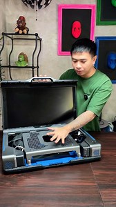 Grabe tong portable monitor “Gaems” sobrang rare na nito. ltab.ph 📍14 Fort Santiago St., Quezon City 📍Shoppesville Greenhills #ltabgaminghub | L T A B Gaming Hub