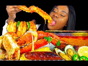 KING CRAB SEAFOOD BOIL MUKBANG | LOBSTER TAIL MUKBANG | GREEN LIP MUSSELS | SPICY MEGA PRAWNS