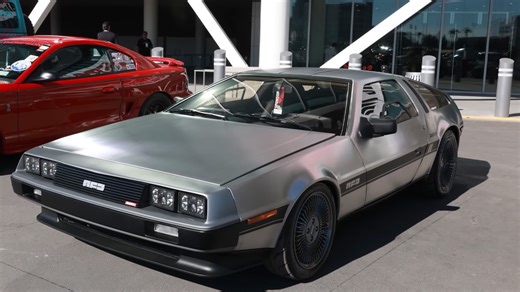 Modified DeLorean drives thousands of miles to Las Vegas