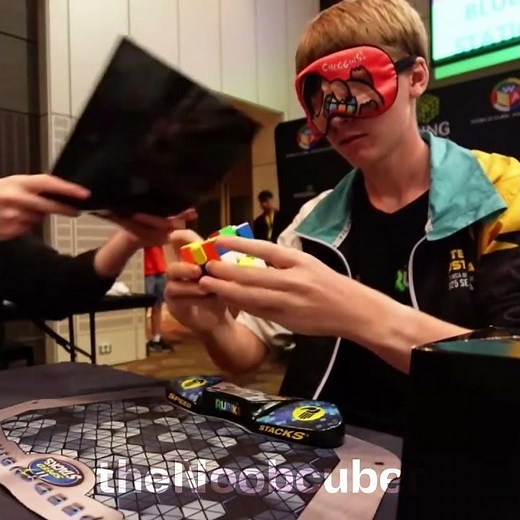 Charlie Eggin's new 3x3 World record single [11.67] #rubikscube #shorts #viral