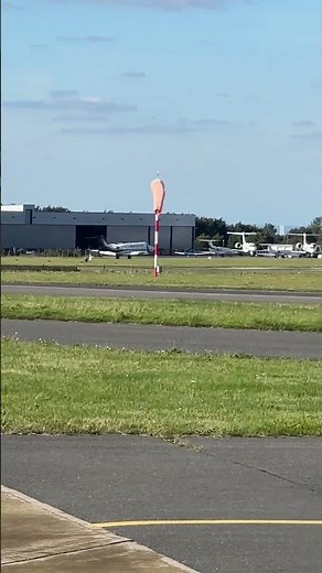 Learjet 45 Landing Runway 03 London Biggin Hill #aviation #learjet