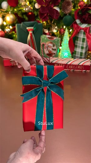 🎄🎶🎁 Christmas Gift Wrapping 💫❄️🎊