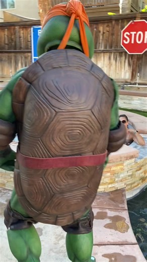 When Mikey get invited to a birthday party! #hardwork #tmnt #summer #party #michelangelo #90s #goninjagoninjago