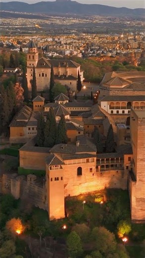 The Alhambra in Granada - Guide #granada #andalusia #alhambra