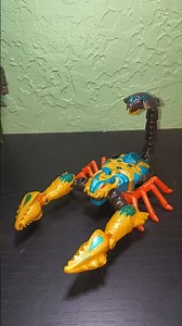 Transformers Age Of The Primes Deluxe Class Quickstrike Transformation