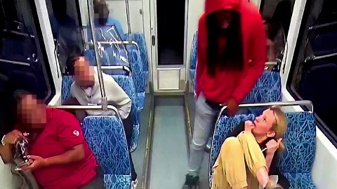 Witnesses call 911 after Charlotte train stabbing