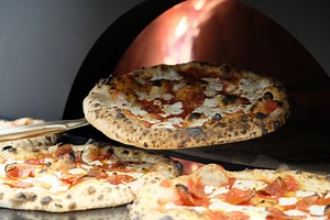 Angel Pizza & Pasta Opens At Wheaton Mall