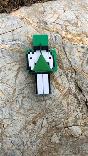 What happens when Minecraft meets REAL BOOM? 💣😳