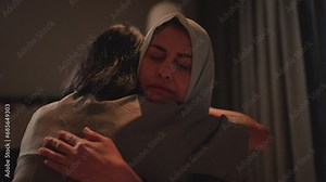 A seriously ill woman cries that she has lost a loved one and hugs her dear friend, giving her encouragement to continue her life smoothly.