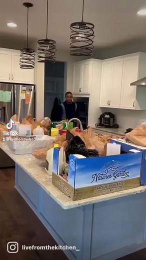 👨🏾‍🍳PrivateChefCorey (@livefromthekitchen_)’s videos with original sound - Tik Toker