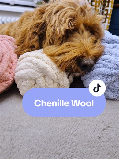 super soft chenille yarn wool perfect for knitting, crocheting and finger knitting #tiktokmademebuyit #knitting #crocheting #fingerknitting #crafting