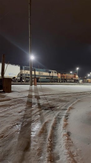 BNSF BN Executive mac #bnsf #trainspotting #shorts #bnsf_railway #kentucky