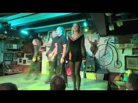 Traditional Irish dancing in Johnnie Fox's Irish pub