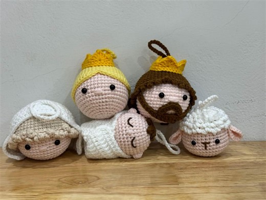 Crochet Nativity Pattern Set: Mary, Jesus, Joseph, Stable Amigurumi (PDF Download) - Etsy Canada