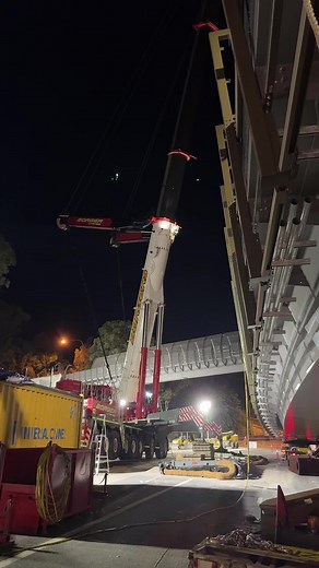 48m 125t steel girder installation… 🤮#borgercranes #leibherr #rigging #cranes #cranesareawesome #cranesaustralia #dogman #bigcranes #biglifts #highstakes #steel #bigdog