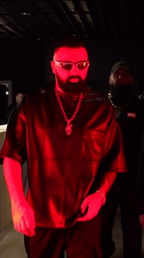 Jala Brat on Instagram: "Zagreb nikad’ jači 🤍"