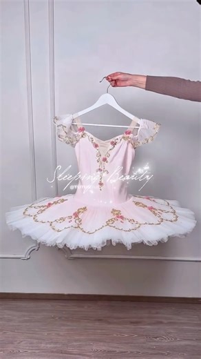 Tutu Studio Borealis on Instagram: "January might have been frosty, but it surely sparkled and here is a tutu to prove it! ✨☃️ Something new is also cooking...stay tuned! 🤭💜 Swirling around in this clip is a recent creation by Lilja, following Elise's old design and utilizing our PRIMA bodice sewing pattern 💕 our lovely client asked for off-shoulder sleeves and a lowered back for this design, and I must say I like these changes a lot with this style! ✨ And can we just appreciate the perfect p