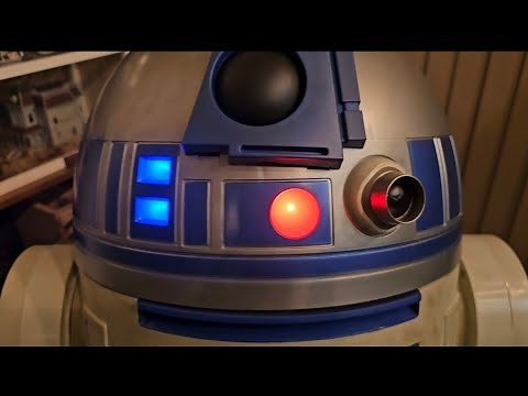 Star Wars R2-D2 Full Size (90%) Animatronic Figure From Home Depot