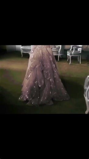 tacosattire on Instagram: "Christian Dior’s Junon dress (Fall/ Winter 1949) is one of couture’s most iconic creations. Its skirt, made entirely of ombré silk-tulle petals arranged like peacock feathers, references Juno, the Roman goddess. Each petal was hand-shaped, dyed, and beaded by Maison Rébé, while the bodice features intricate sequin embroidery. The original gown is preserved at The Metropolitan Museum of Art. Dior recreated a modern version for Natalie Portman at Cannes 2023, but many fe