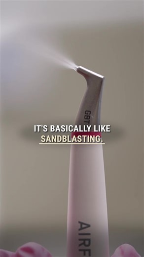 Gentle Airflow Dental Cleaning for Bright Smiles