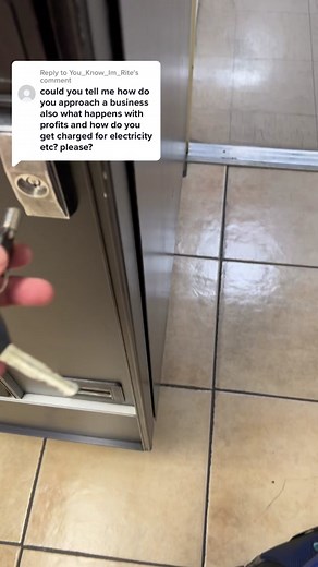 How to Start a Vending Machine Business